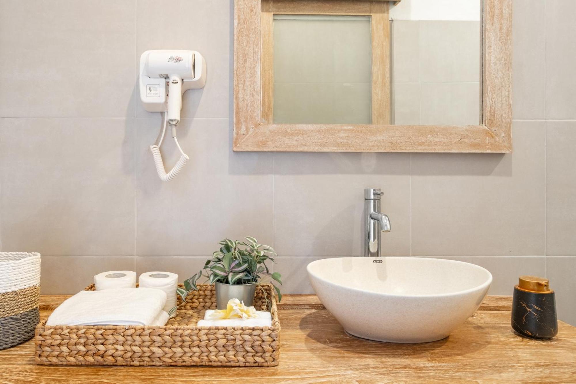 ☆ Villa Larissa ☆ Seminyak 2Br Pool Kuta Petitenget Luaran gambar
